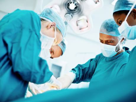 Une première mondiale: des médecins italiens transplantent un cœur arrêté pendant 20 minutes 