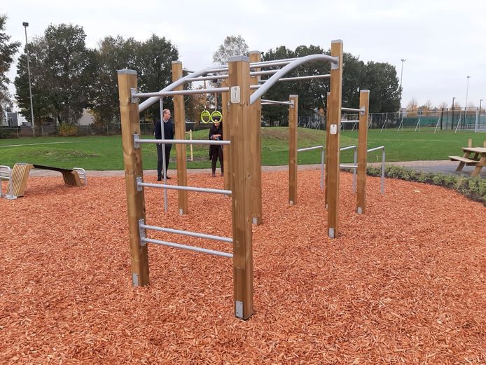 De toestellen op Ontmoetingspark De Greune voordat ze werden vernield.