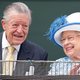 Koningin Elizabeth verliest ook trouwe adviseur op dag van begrafenis prins Philip