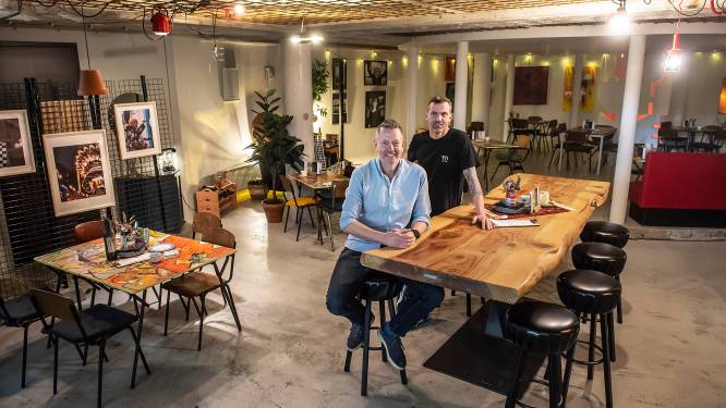 Bij horecazaak Bühne Breda kan talent zijn gang gaan, terwijl de Kurriebaas gerechten serveert