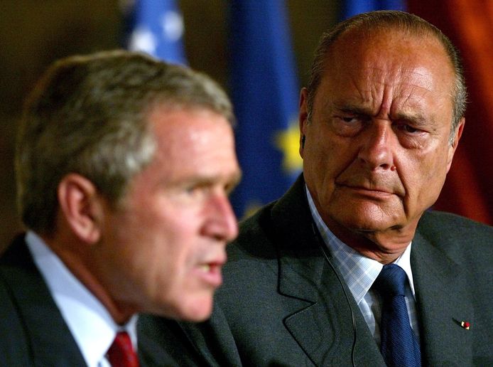 Jacques Chirac met President George W. Bush.