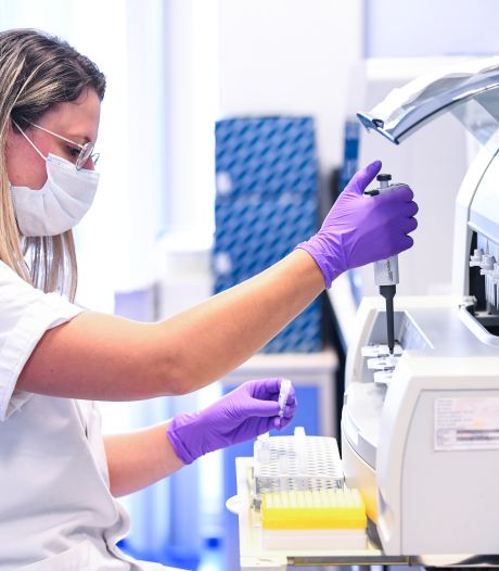 Contaminations, admissions à l’hôpital, taux de reproduction: des indicateurs toujours en hausse