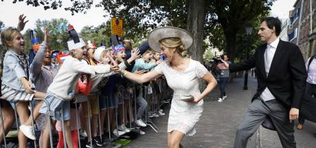 Wopke Hoekstra stapt na drie mislukte pogingen alsnog in het huwelijksbootje