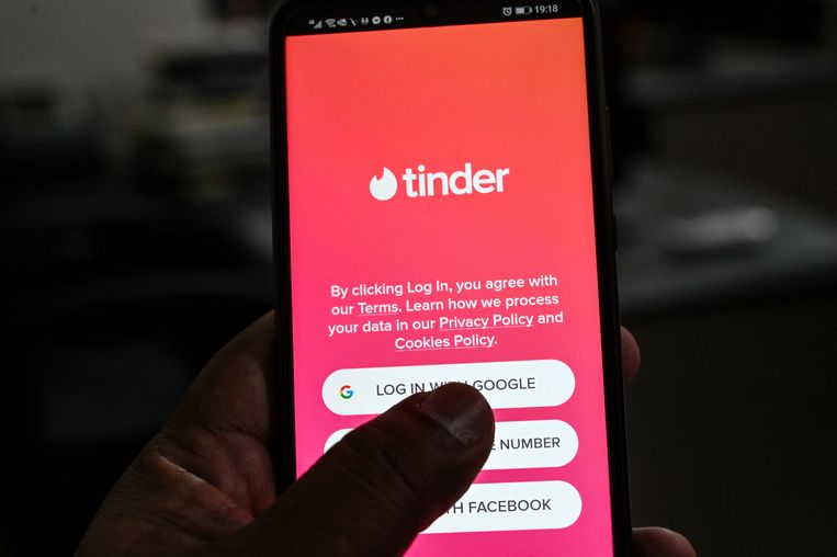 Tinder uitloggen op