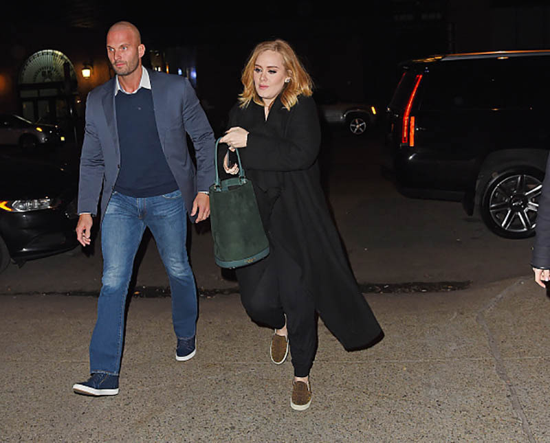 Bodyguard Adele wordt gek van stortvloed aandacht Foto AD.nl