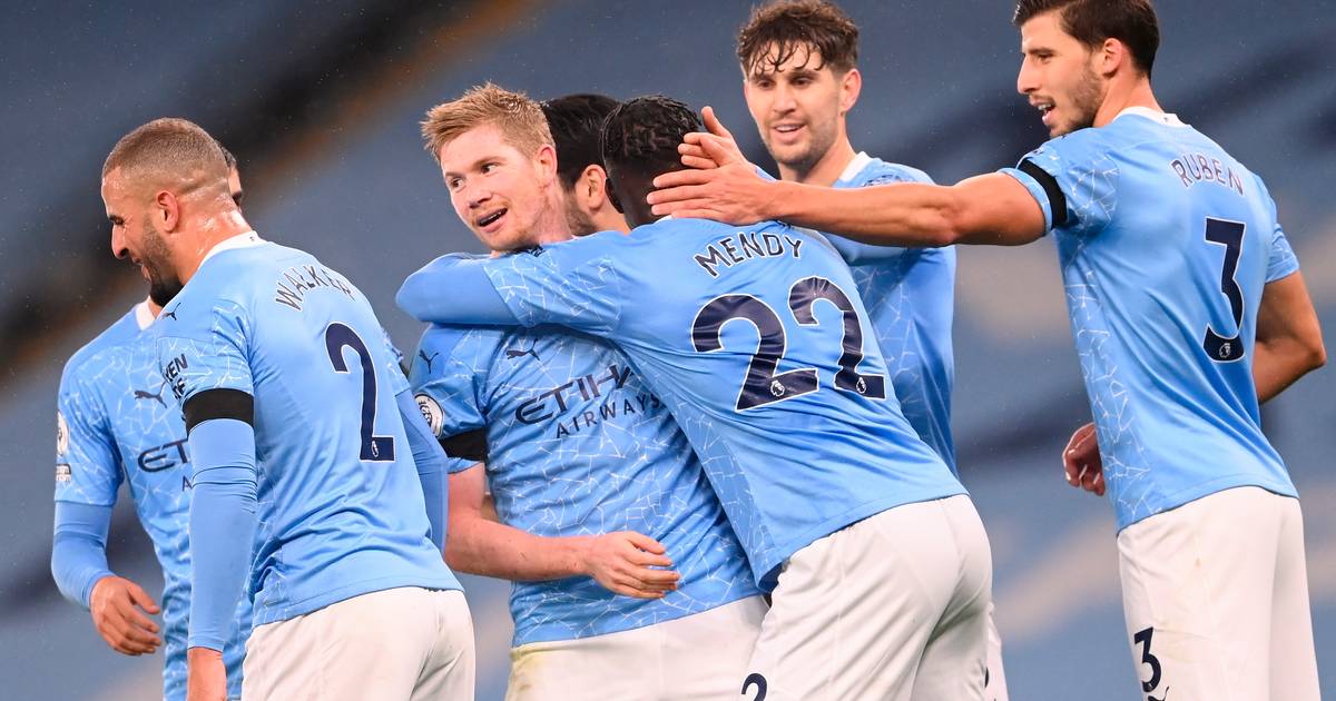 Террикон спорт футбол. Рубен Диаш Манчестер Сити. Рубен Диаш ман Сити. Жоау Канселу Манчестер Сити.