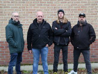 ASERMOIETUITKOMT stelt derde album 'Miauw' voor in Hnita-Hoeve