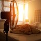 Waarom je eigenlijk beter níet met een ventilator aan kunt slapen, zélfs als het warm is