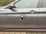 Michiel heeft zijn splinternieuwe BMW pas 3 weken, nu is hij leeggeroofd (en wel op hele bijzondere manier)