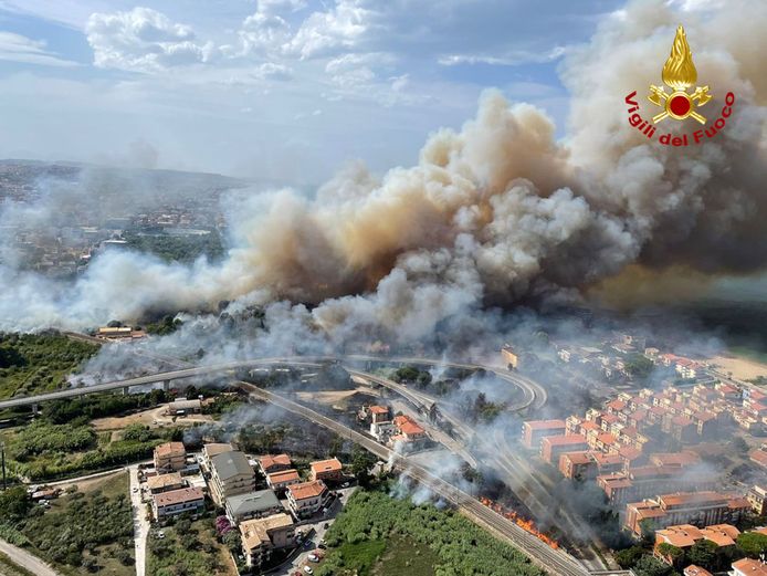 Bosbranden teisteren Zuid-Europa. De Italiaanse stad Pescara werd vorige week hard getroffen.