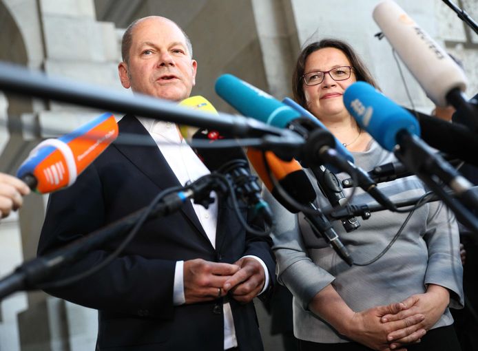 SPD-vicekanselier Olaf Scholz en partijvoorzitster Andrea Nahles reageerden vanavond tevreden op het bereikte akkoord.