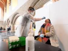 Le cap des 10.000 contaminations en moyenne par jour franchi