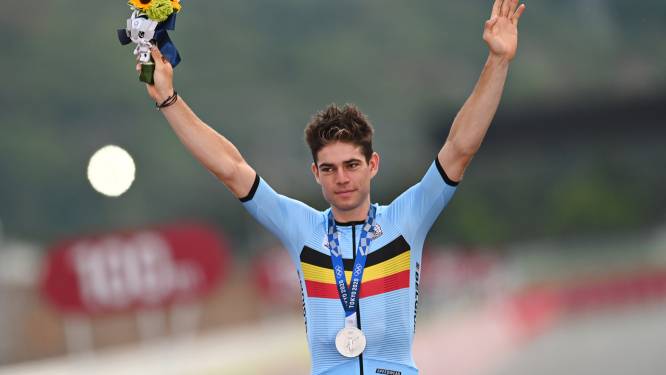 Wout Van Aert offre sa première médaille à la Belgique: “J'avais les jambes pour gagner"