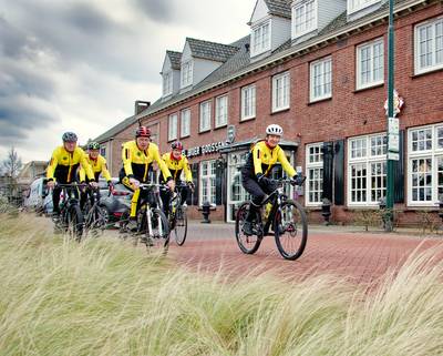 Bij sociale Tourclub Vlug Trug in Den Dungen is de vertrektijd heilig