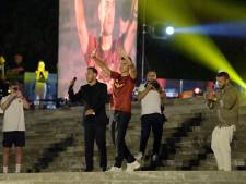 Duizenden fans verwelkomen nieuwe keizer van Rome: AS Roma presenteert Paulo Dybala