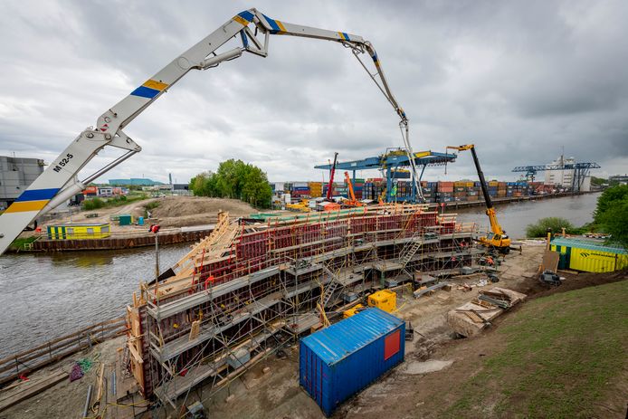 Werkzaamheden Boekelosebrug over Twentekanaal