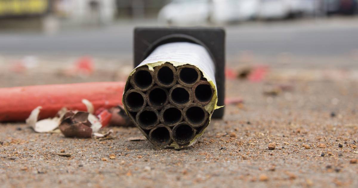 Politie vindt 94 kilo vuurwerk in schuur in Westerbeek