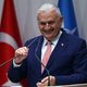 Nieuwe premier Turkije belooft harmonie en uitroeien PKK