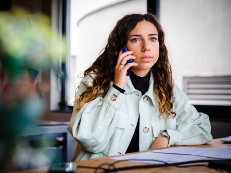 Studenten starten luisterlijn voor leeftijdsgenoten: ‘Helft van de telefoontjes is heftig’