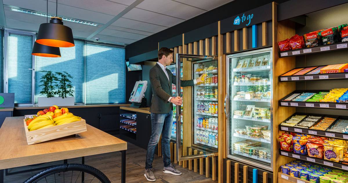 Albert Heijn opent onbemande supermarktjes op kantoor: minstens 25 in België | Binnenland | hln.be