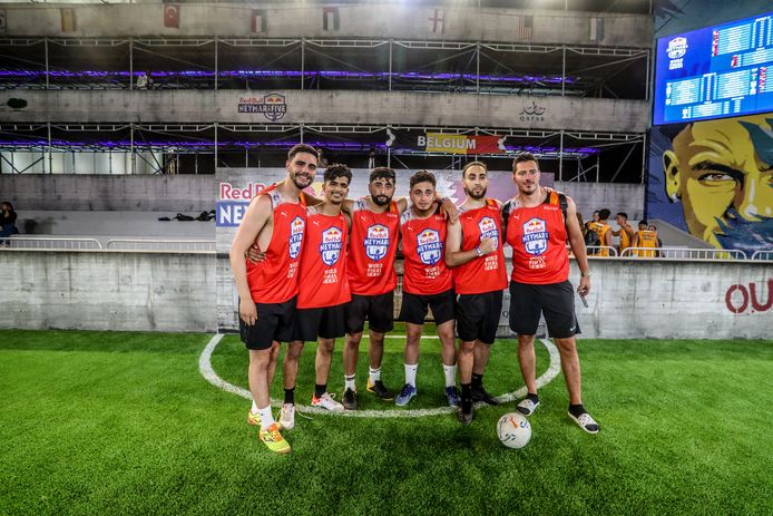 Het Belgische team op het officieuze WK straatvoetbal, Red Bull Neymar Jr's Five in Doha, Qatar.
