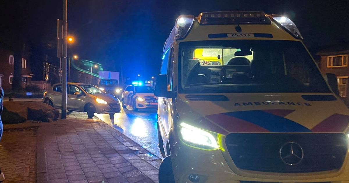 Voetganger gewond bij aanrijding op Hogelandsingel in Enschede.