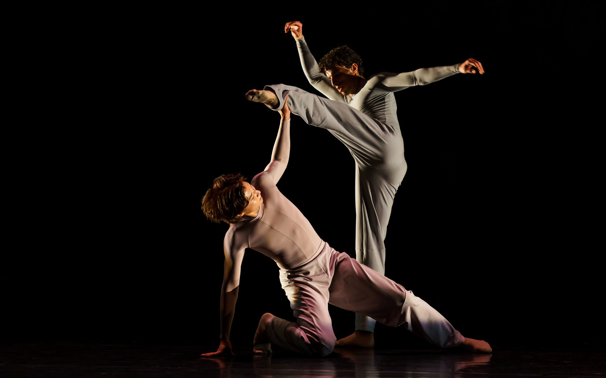 Amsterdam / Ballet Bubbles / Junior Company / ITA / NOB