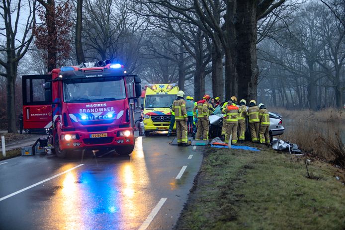 Slachtoffer Dodelijk Ongeval Bij Kanaal Is Man (32) Uit Raalte | Home |  Gelderlander.Nl