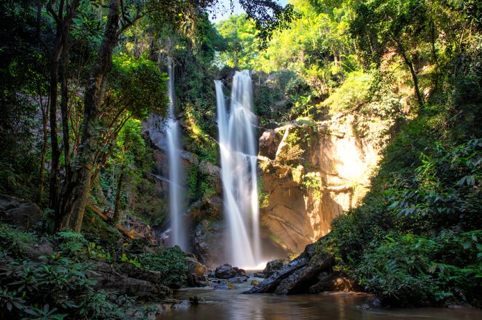 Een van de watervallen nabij Pai, een populaire trekpleister voor rugzaktoeristen.