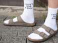 Niet nerdy, maar trendy: zo draag je sokken in sandalen. “2.000 jaar geleden liepen de Romeinen ook zo rond”
