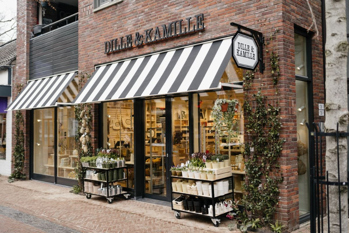 George Stevenson Er is behoefte aan Briljant Dille &amp; Kamille Apeldoorn is geopend: zo ziet de winkel eruit | Foto |  gelderlander.nl