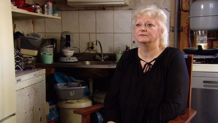 Petra woonde al vijftien jaar in een bouwval.