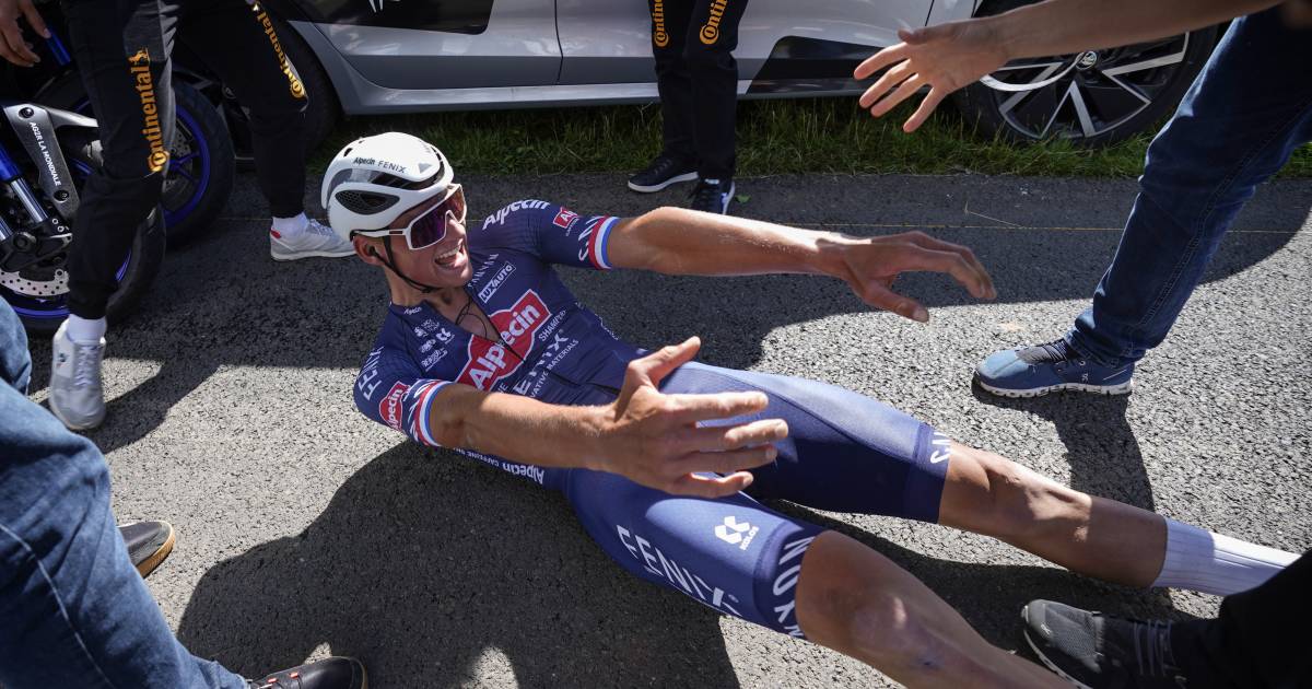 Adrie en Corinne zien zoon Mathieu van der Poel in een ...