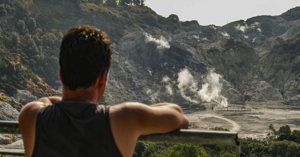 L’Italia considera l’evacuazione di decine di migliaia di residenti attorno al supervulcano vicino a Napoli |  Scienza e pianeta