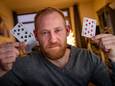 Nick Straalman speelt begin juli om het Open Nederlands Kampioenschap poker. ,,Ik heb amper ervaring met live pokeren in een zaal, met acht tegenstanders aan een tafel.’’