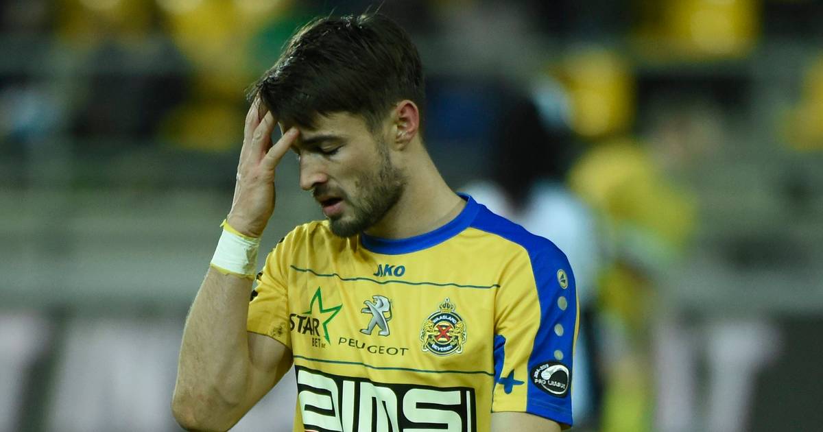Ex-speler Waasland-Beveren speelde jarenlang met maar een ...