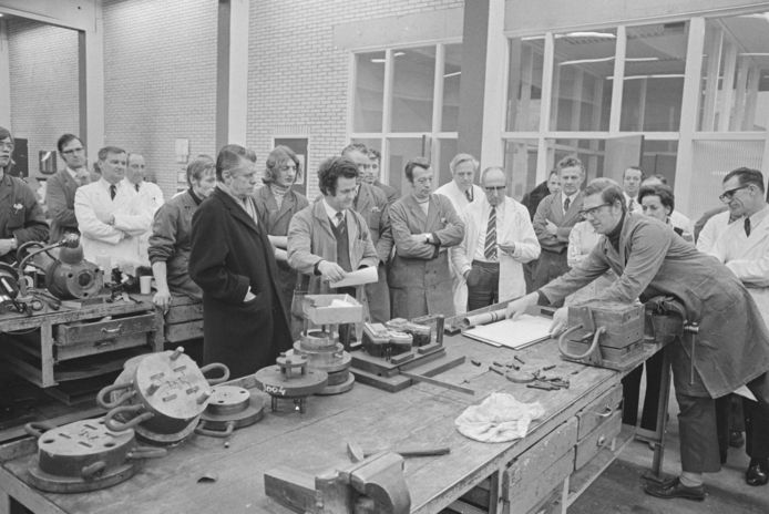 Kunststoffenfabriek Van Niftrik in Putte in betere tijden, anno 1972. Het huidige moederbedrijf Polytec sluit de vestiging in de loop van 2020. Zo verliezen 190 medewerkers hun baan.