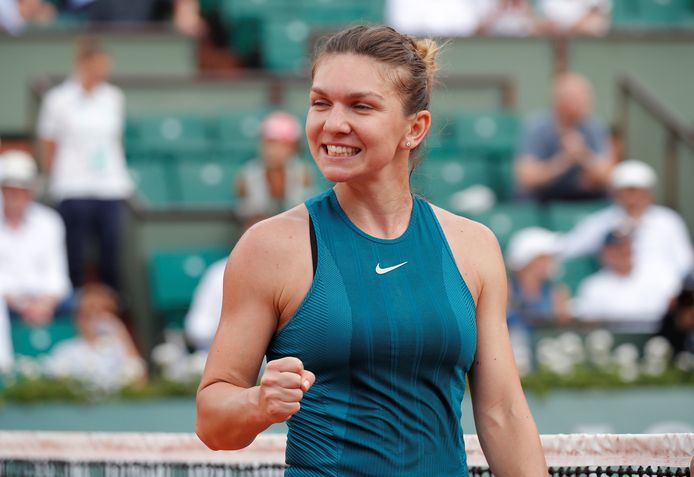 Simona Halep slaat zich op Roland Garros naar de derde ronde.