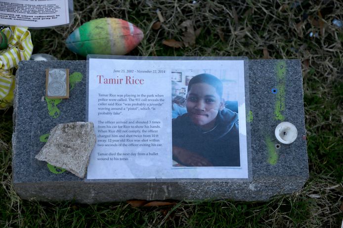 De herinnering aan Tamir Rice wordt door zijn buurtgenoten nog altijd in leven gehouden.