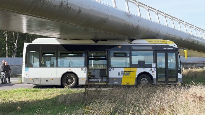 Het duurde een tijdje voor de bus getakeld kon worden.