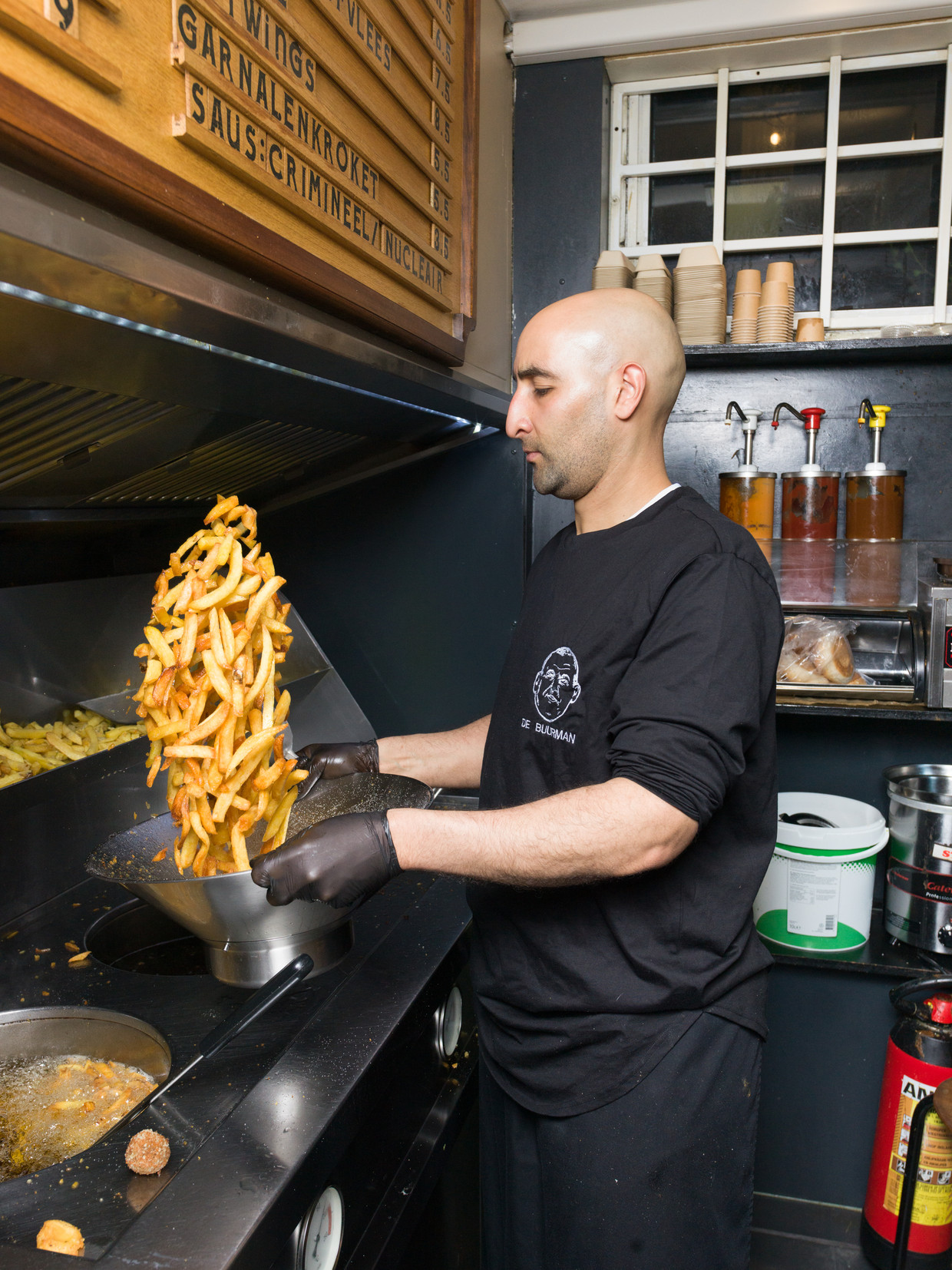 Snackbar De Buurman is een hit, ook met groentesnack en hibiscus