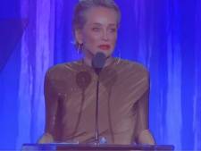 En larmes, Sharon Stone révèle avoir perdu “la moitié de son argent” dans la faillite de la Silicon Valley Bank