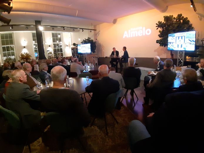 Zakelijk Almelo maakt noodgedwongen een pas op de plaats.