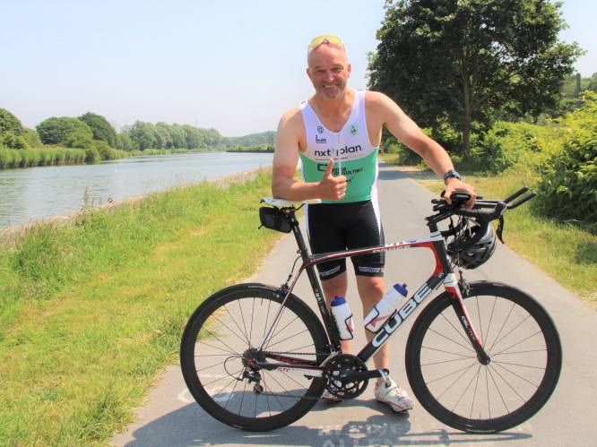 Stefaan (50) waagt zich aan halve triatlon voor het goede doel: “Ik ben een goede vriendin aan kanker verloren en als begrafenisondernemer heb ik al veel uitvaarten verzorgd van mensen die aan de ziekte gestorven zijn”