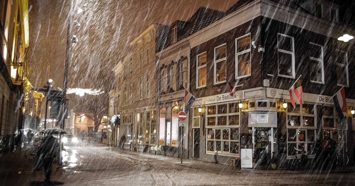 Veel ongevallen in de regio door sneeuwbuien.