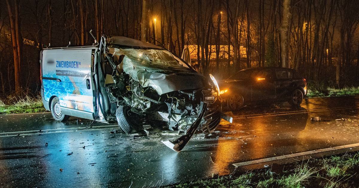 Ravage na twee zware ongelukken in Wilp: vrouw die hulp wil verlenen wordt zelf aangereden.