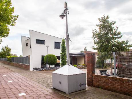 Buurt schrikt van aanslag op huis Alex R., doelwit vergisontvoering: ‘Woedend! Nu lopen wij ook gevaar!’