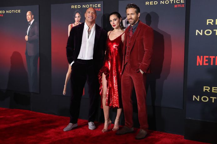 Dwayne Johnson, Gal Gadot en Ryan Reynolds op de première van 'Red Notice'