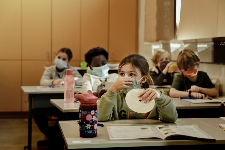 Naast de coronacrisis, heeft het onderwijs nog te kampen met een ander probleem: het lerarentekort.  Beeld © Eric de Mildt