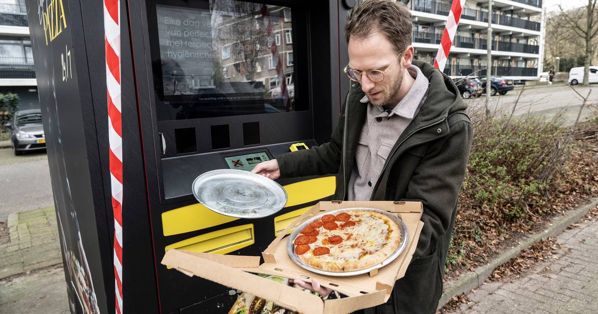 Machine à pizza apparaît à Nimègue, mais ils sont difficiles à manger |  Nimègue